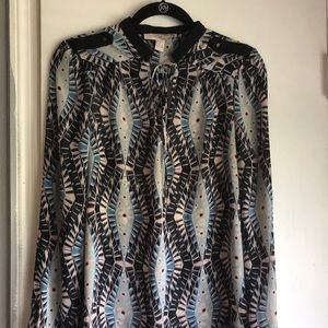 Long sleeve printed blouse